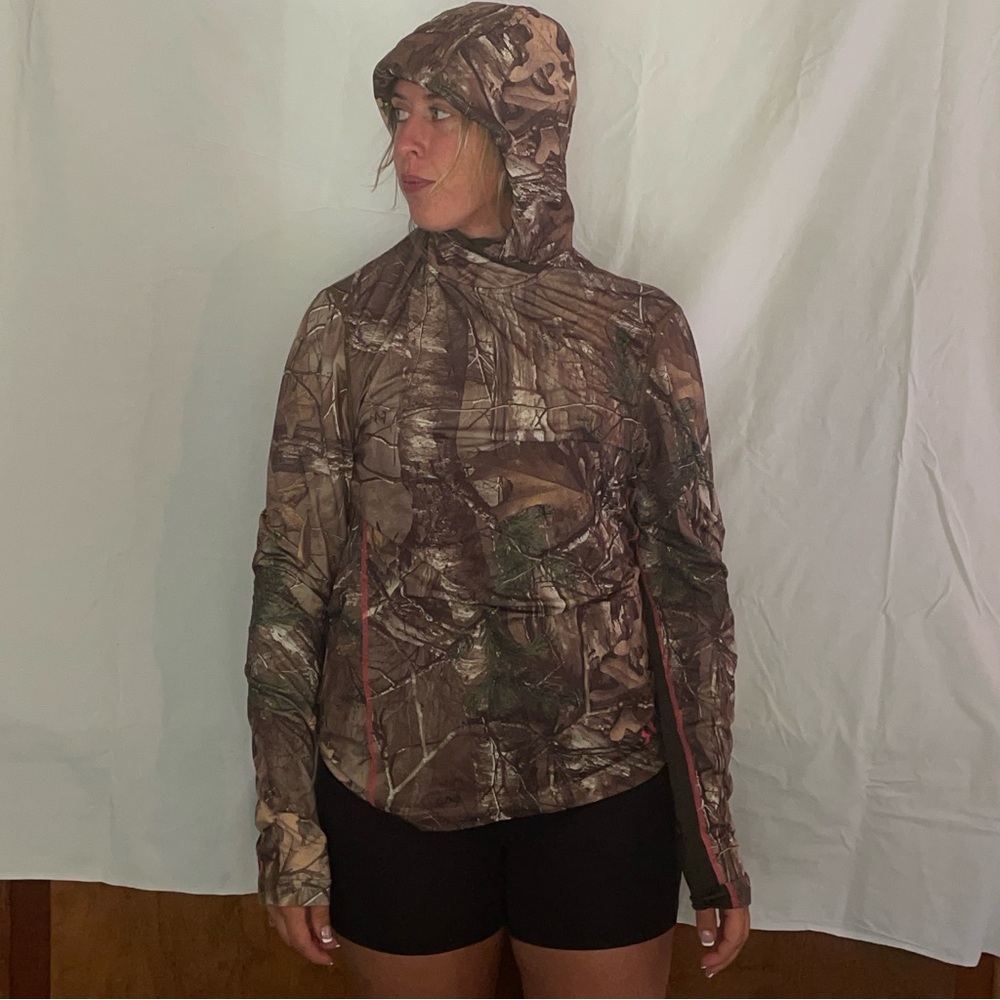 Under Armor Camouflage Hooded Heat Gear